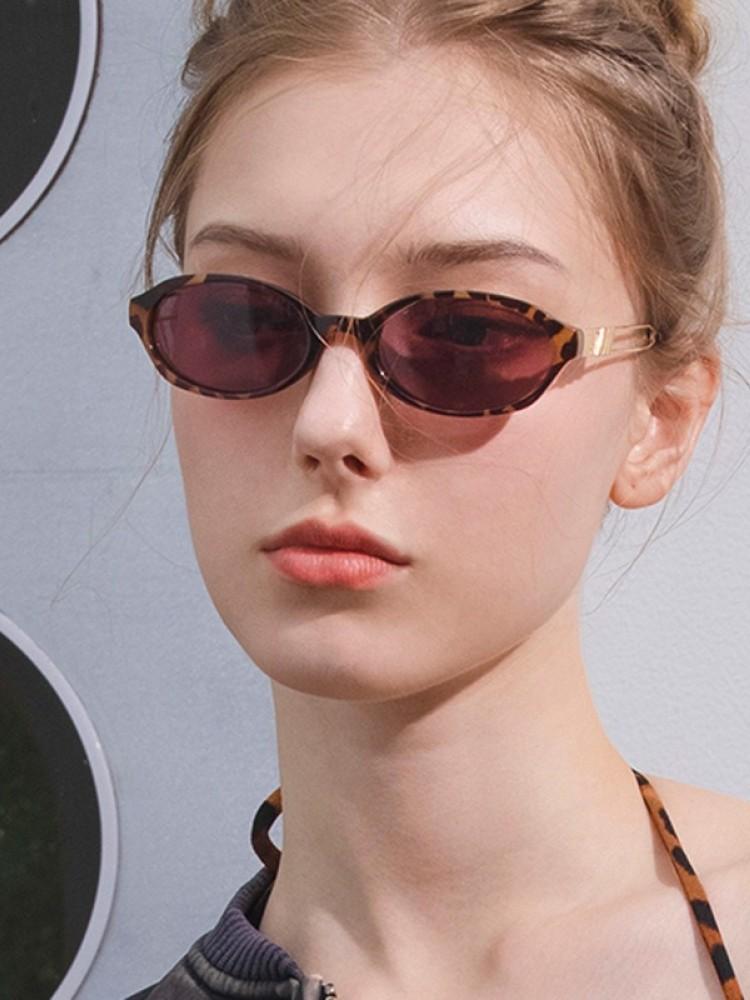 Retro Oval Small Frame Sunglasses Women Men Round Designer Brand Trendy Unisex Shades Eyewear Black  Femme
