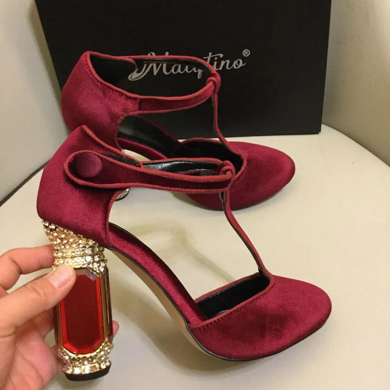 2025 Новые бархатные женские сандалии с круглым носком, драгоценными камнями, стразами, блестящим каблуком, на толстом высоком каблуке, неглубокие, для вечеринок, сцены