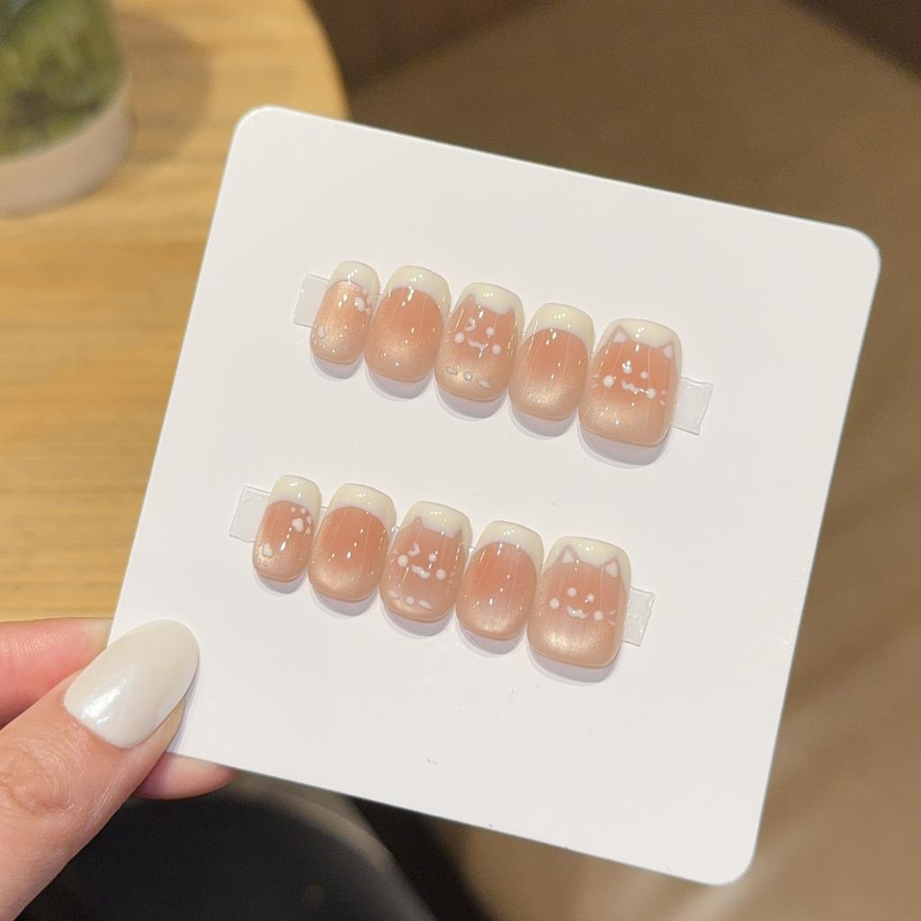 Hand-painted cat head French cat eye pure handmade wearing nail temperament short white manicure fake nail patch