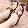 Женские тапочки для улицы, сандалии на низком каблуке, маленький размер, тренд 2025, 39, шлепанцы в продаже, дизайнерские, роскошные, повседневные, предложение, VIP обувь для женщин