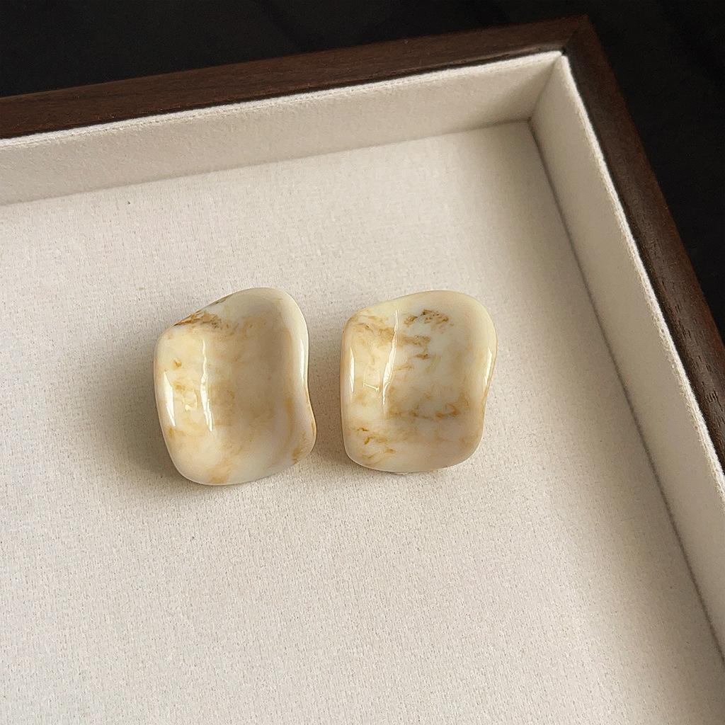 Винтажные серьги-кофе Maillard Женские серьги с литературным темпераментом Акриловые серьги-мазки Нишевые Высококлассные Осенне-зимние серьги