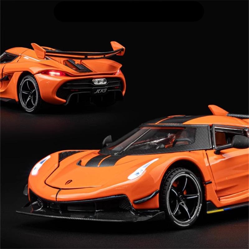 1/24 Koenigsegg Jesko Attack Alloy Sports Car Model Diecast Metal Racing Car Model Simulation Sound and Light Children Toy Gift