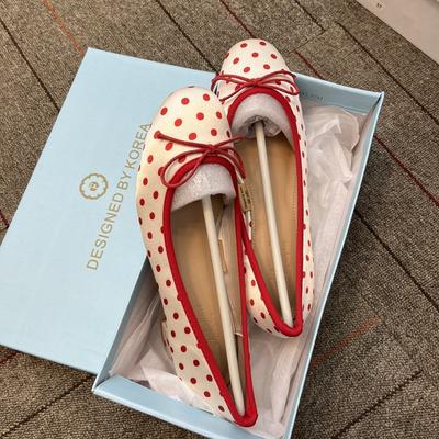 Японские женские туфли в горошек в стиле ретро, литературные ленивые туфли, маленькие ароматные ветряные туфли с неглубоким горлом и квадратным каблуком, французские туфли с бантом