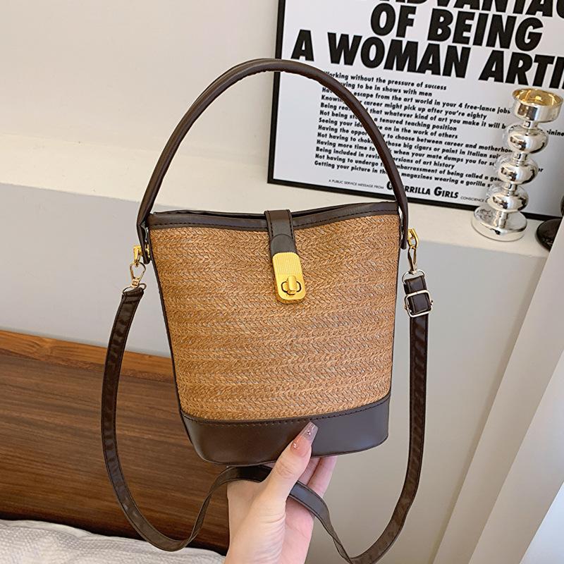Vintage Fashion Woven Lock Handbag Women'S Versatile Shoulder Crossbody Bag Bucket Bag Women