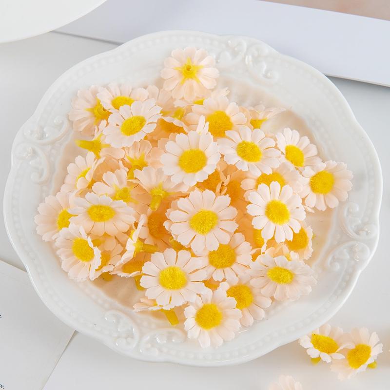 50/100pcs Artificial Flowers Sunflower Silk Daisy Head Festival Home Yard Wedding Decor DIY Scrapbook Fake Plant Festival Wreath