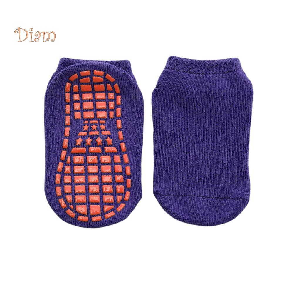 Носки с противоскользящей подошвой