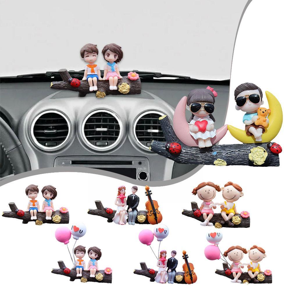 Car Interior Ornament Cute Kissing Couple Figure Statue Balloon Craft Auto Dashboard Decoration For Car Interior Accessorie I2O7