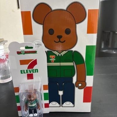 BERBRICK 7-Eleven Япония Эксклюзив 400 100 Набор Бренд 2026 MEDICOM TOY