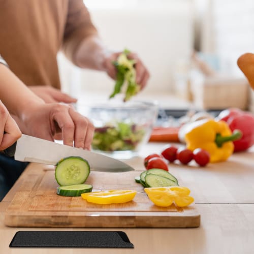 uxcell 8-Piece Set Knife Edge Guards ABS Knife Cover Sleeves Knife Case Blade Protector Universal Knife Sheath for Home Kitchen Knives