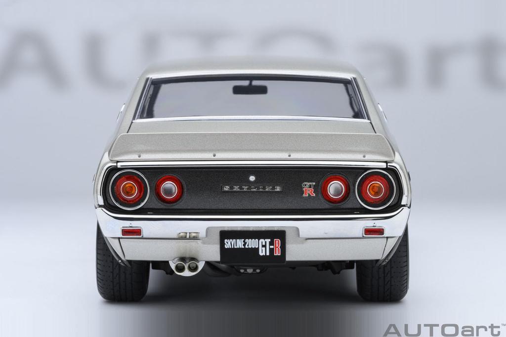AUTOart Scale Nissan Skyline Tuned Version Silver Finished Product 77466 1/18 2000GT-R (KPGC110)