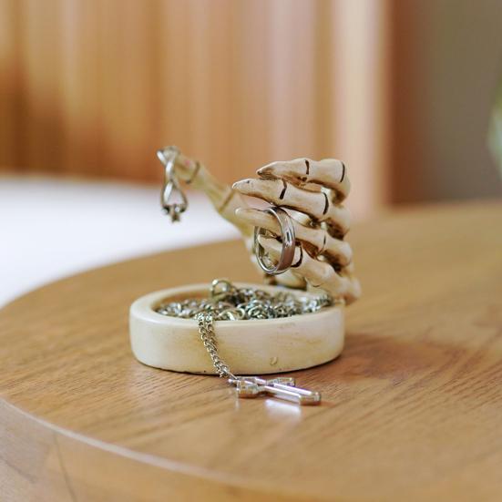 Подсвечник в виде скелета на Хэллоуин, жуткий череп в форме руки, подставка для чайной свечи, подсвечник, центральный элемент, украшение для рабочего стола, орнамент