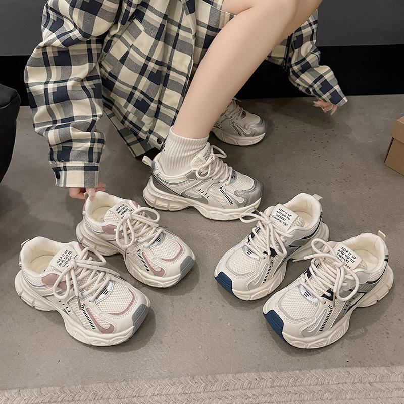 Толстая подошва Increase Daddy Shoes Women Весна и осень Новые серебристые дышащие 100 с легкой спортивной повседневной женской обувью