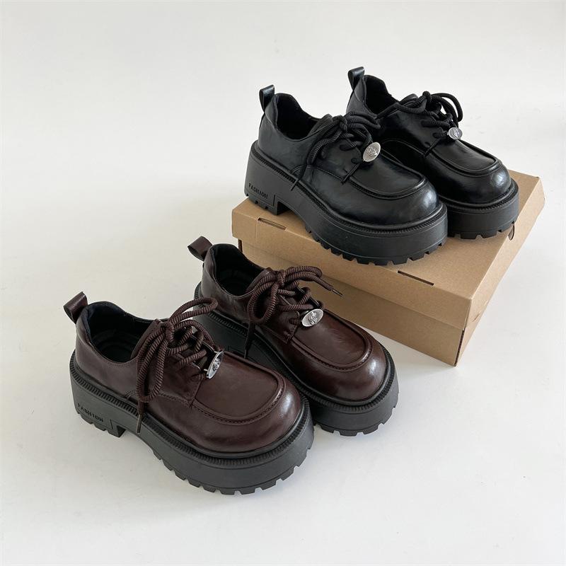 Модный тренд британский стиль на платформе маленькие кожаные туфли женские новинка 2025 года осень и зима с юбками универсальные французские туфли Мэри Джейн