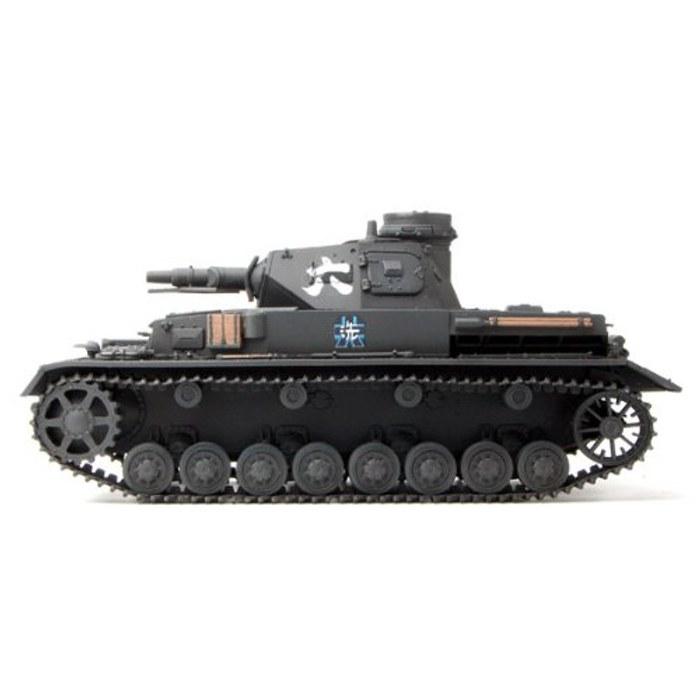 Platz 1/35 Girls und Panzer IV Tank D-Type Anglerfish Team Model Kit