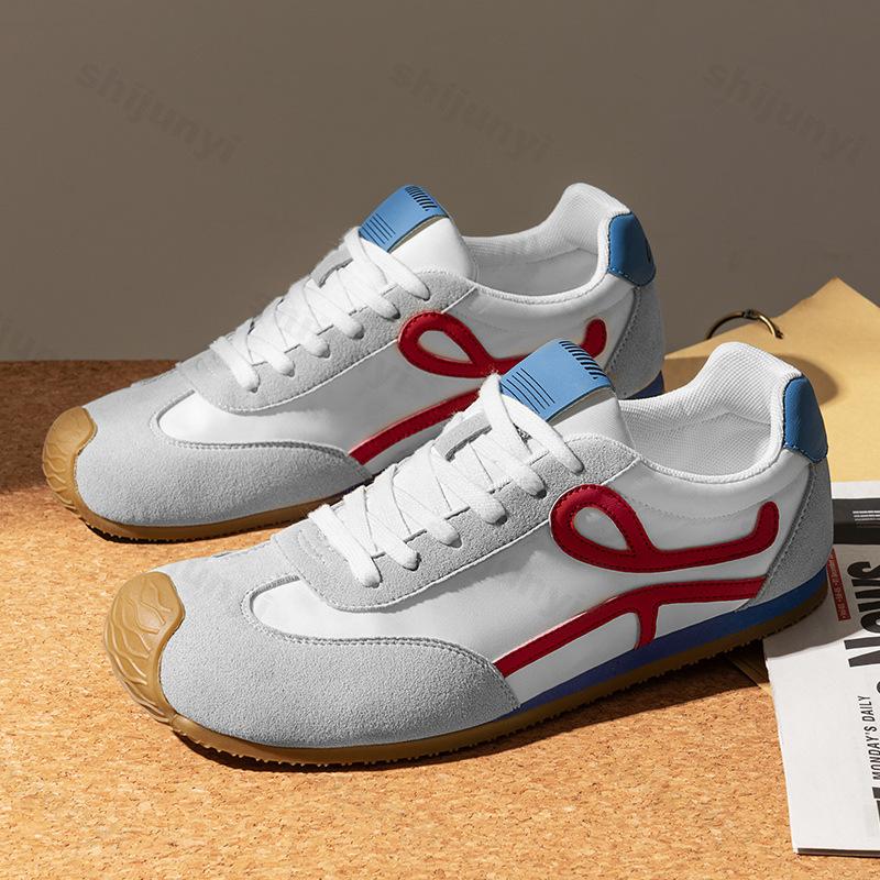 Модные мужские кроссовки 2025 Новая летняя мода Повседневная обувь Удобные трендовые кроссовки Нескользящие на шнуровке Уличные кроссовки для бега Zapatillas