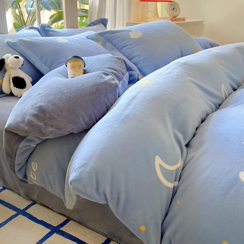 Комплект из четырех предметов из утолщенного молочного флиса, зимний теплый двухсторонний флисовый пододеяльник, флисовая простыня из трех предметов