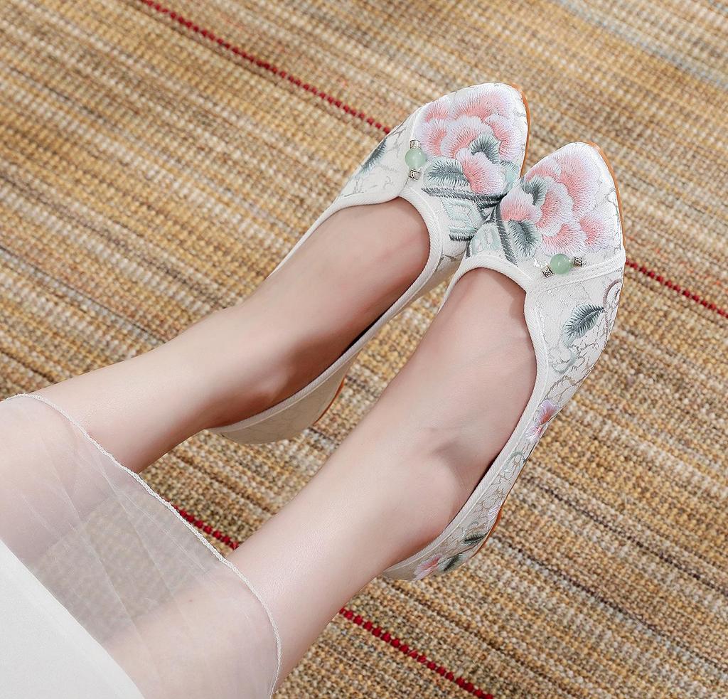 Ruyu 2024 Весна/Лето Женские туфли из ткани с вышивкой в старом пекинском стиле для чонсама