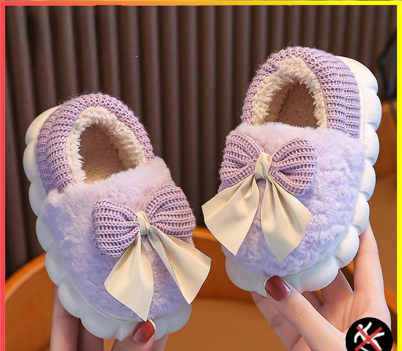 Pantuflas бархатная детская хлопковая обувь зимние новые теплые зимние сапоги для девочек мультяшные хлопковые тапочки для мальчиков нескользящая домашняя обувь детская обувь