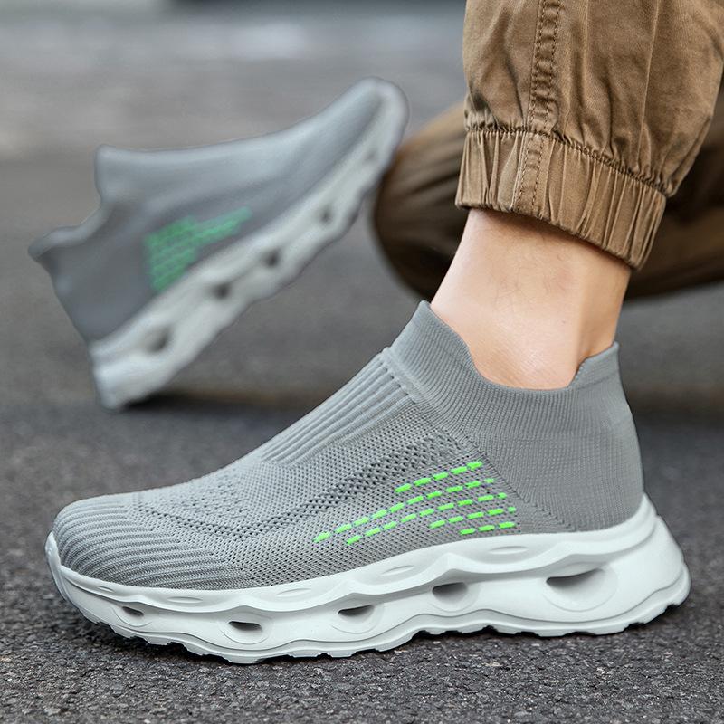 Jinjiang New Medium Tube Sports Socks Shoes Men's Lightweight Casual Shoes Women's Wear-resistant High-elastic Foam-soled Walking Shoes