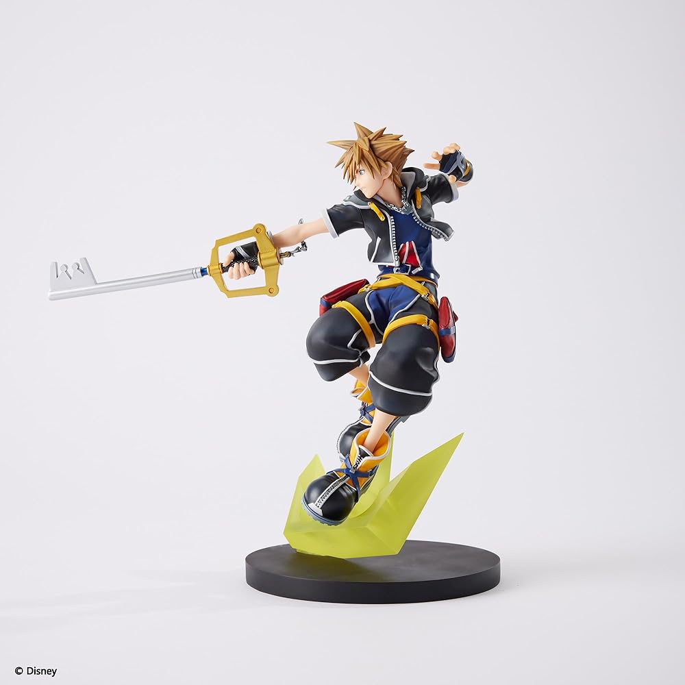 Фигурка Соры Kingdom Hearts II Формизм Коллекционная игрушка с детализированным дизайном и шарнирами