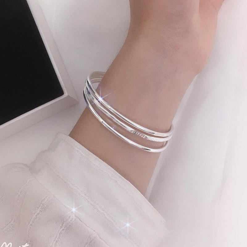 Eternity Bracelet for Women, Fashionable Solid Simple Engraved Closed Triple Ring Bell Frosted Bracelet Jewelry Gift