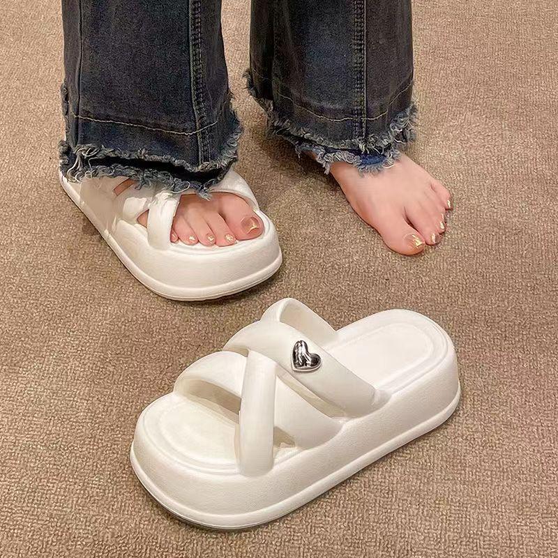 Женские летние тапочки EVA 2024 года: Повседневные, нескользящие, на толстой подошве, увеличивающие рост модные сандалии для отдыха на природе и пляжа.