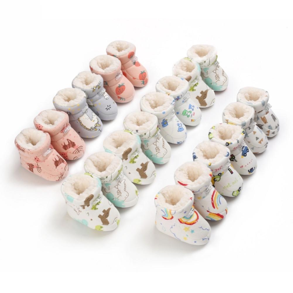 Детские теплые сапоги. Детские нескользящие прогулочные туфли для детей 0–18 месяцев. Сапоги с мультяшным принтом.