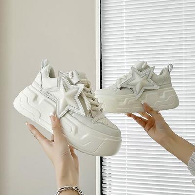 Роскошные новинки 2024 года для женщин с толстой подошвой, увеличивающие рост, повседневные кроссовки для скейтбординга, противоскользящие и износостойкие спортивные туфли