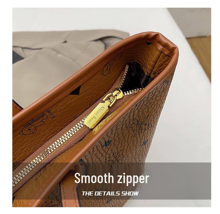 Women's High-Capacity Bear Print Tote Bag - Stylish Shoulder Handbag for Outings & Class