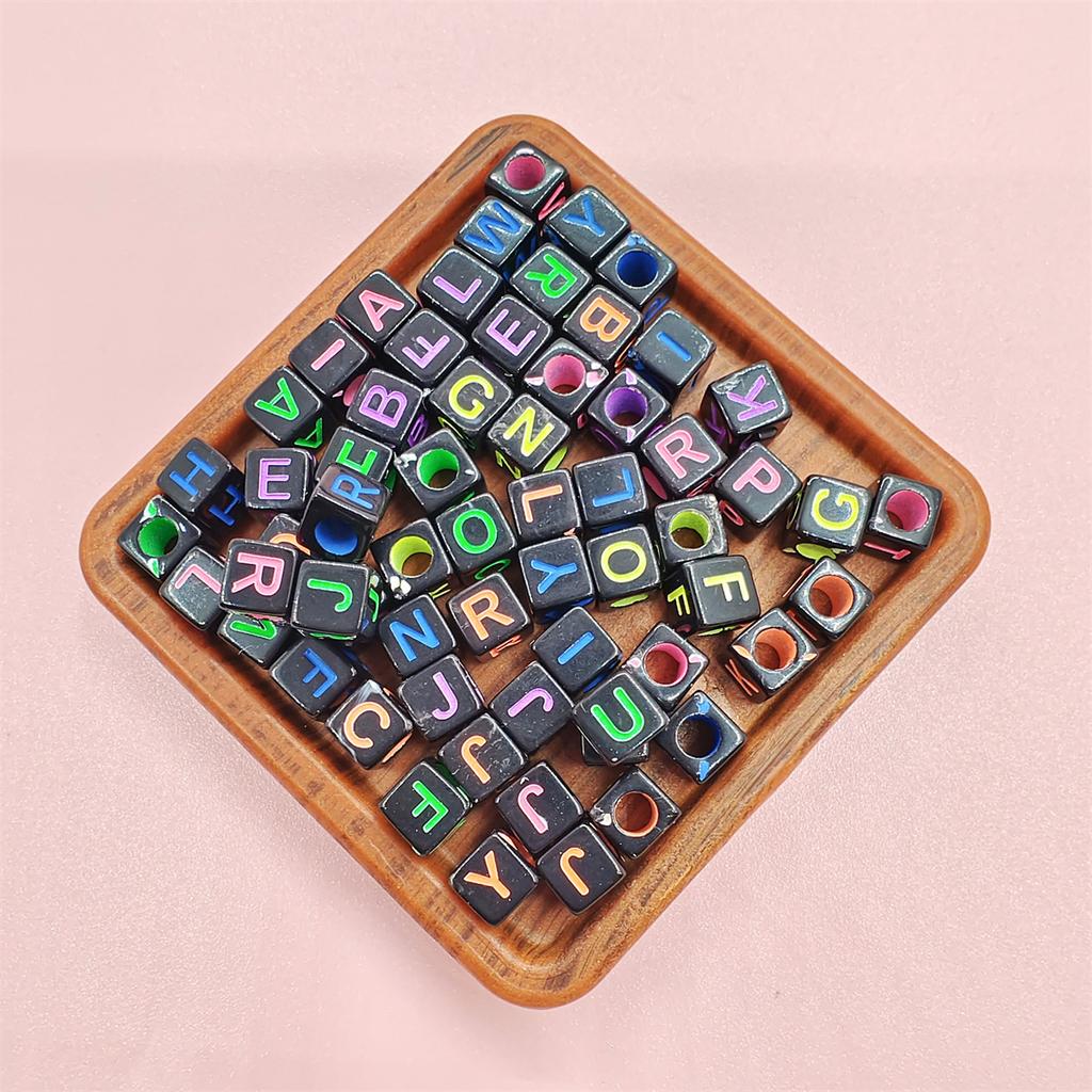 100Pcs Letter Jewelry Accessories Mixed Color Flat Bead Acrylic Loose Beads Square Bead New High-quality