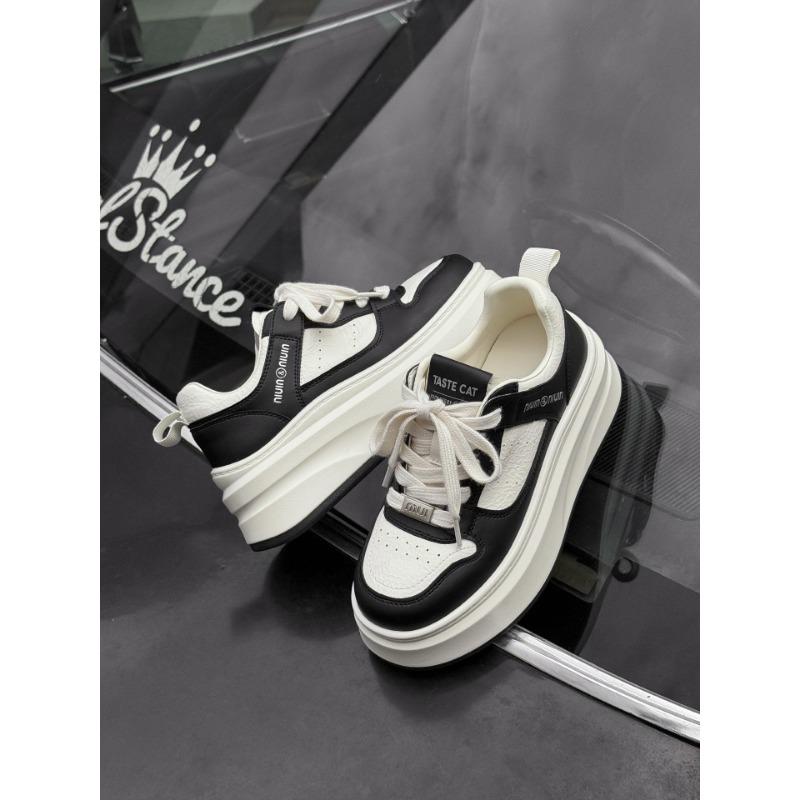 Platform White Shoes Women's Autumn and Winter New Heightening Board Shoes Fashionable Versatile Lightweight Niche Sports Shoes