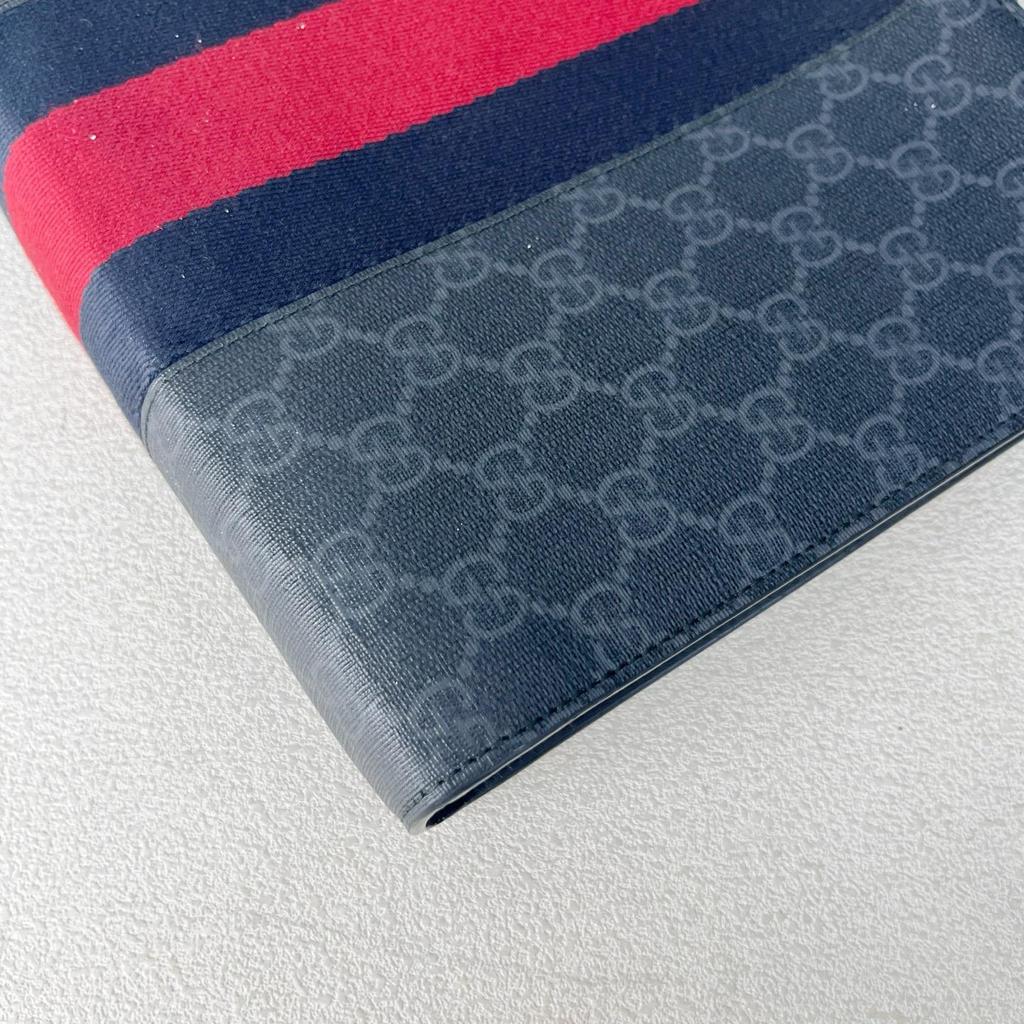 [Pre-Owned] Signature Logo Stripe Web Zipper Canvas Clutch - Excellent #1XDASM7
