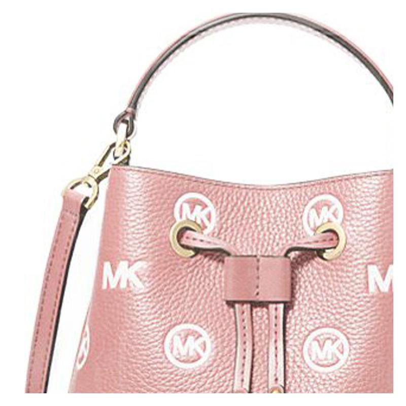 Michael Kors Mercer Кожаная сумка-ведро с тисненым логотипом, на плечо, через плечо, тоут, маленькая, женская, розовая