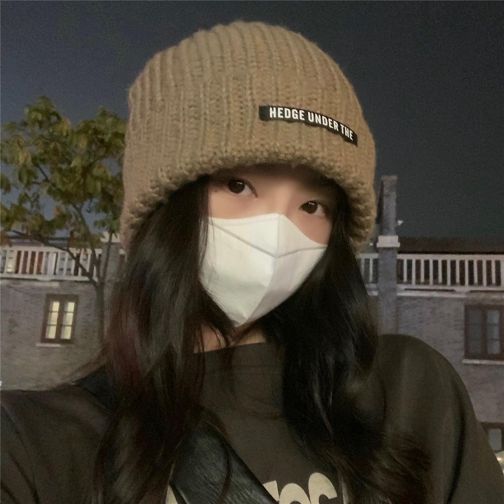 Мягкая и теплая женская акриловая вязаная шапка-бини, модная зимняя шапка с буквенным дизайном