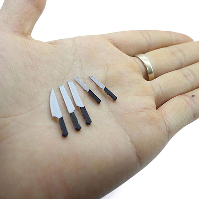 Миниатюрный режущий инструмент для кукольного домика, держатель для мини-резака, разделочная доска, модель, орнамент, сцена, кухонный декор, игрушки, аксессуары для кукольного домика