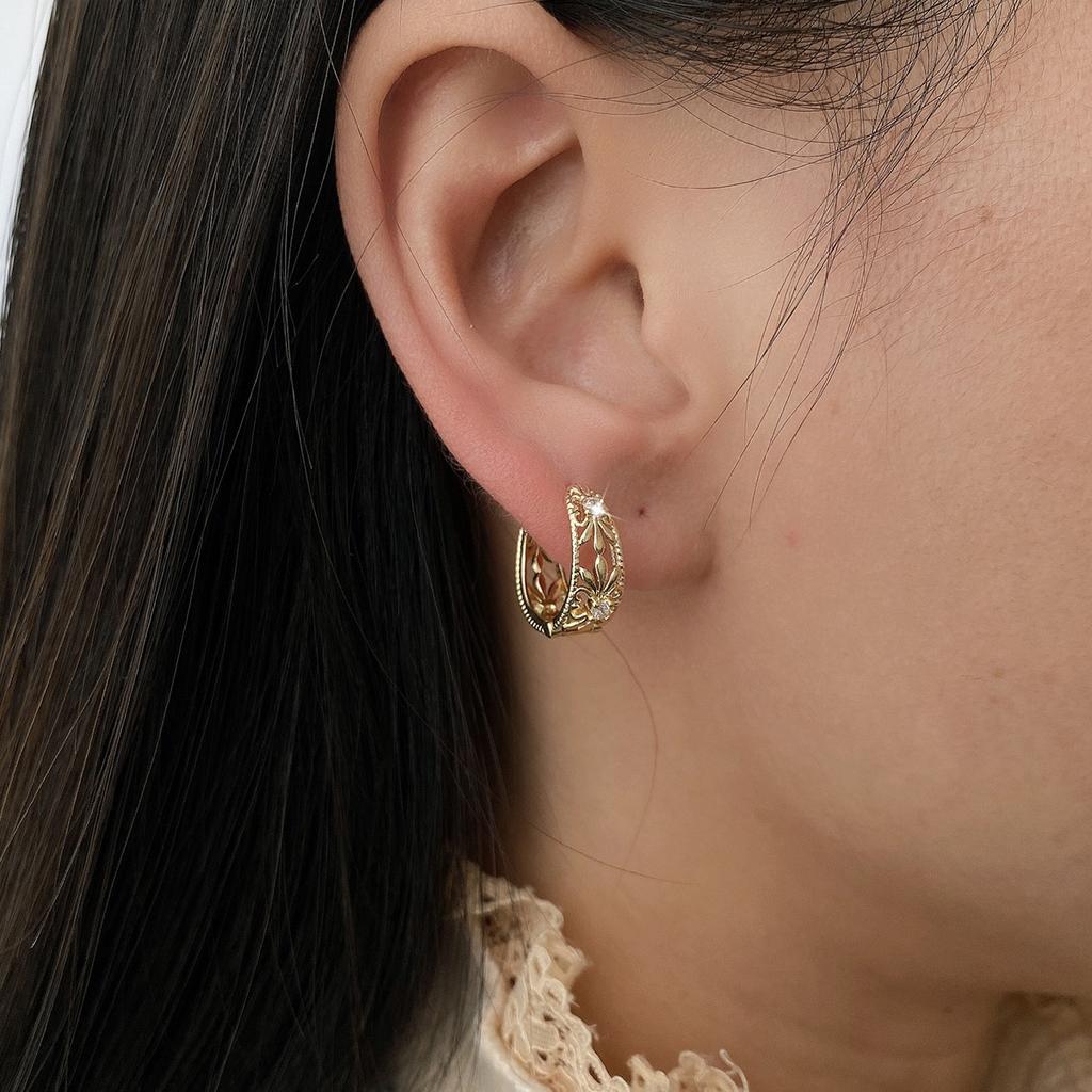 Персонализированный темперамент, модные геометрические круглые серьги, полые серьги с ретро-узором