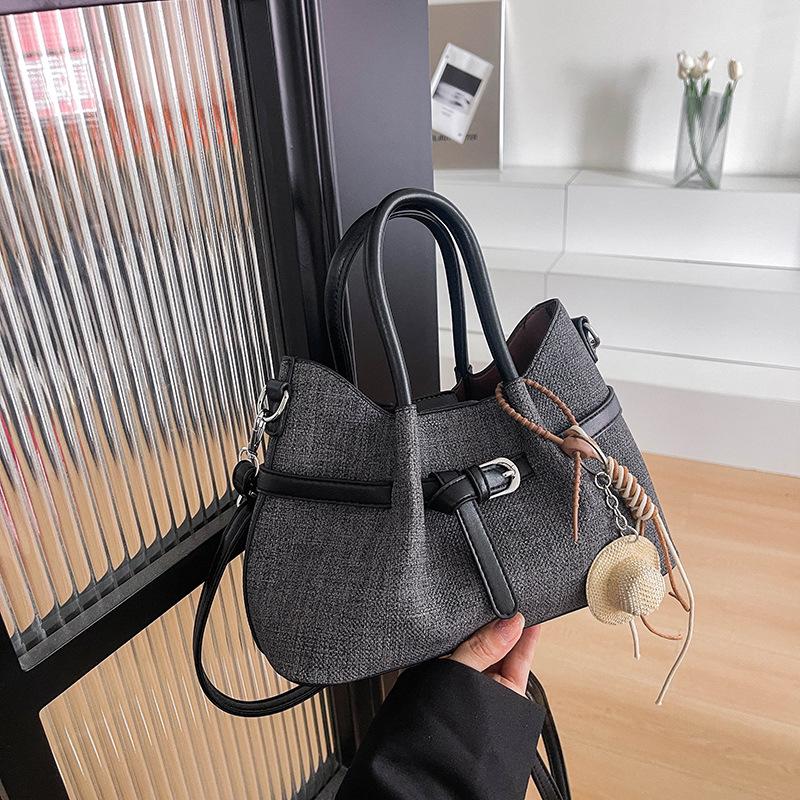 Stylish Large Capacity Versatile Tote Bag, Light Luxury Single Shoulder Casual Underarm Bag for Women