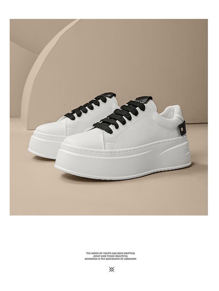 Мужские белые кроссовки на платформе - 2025 Осень Дышащие повседневные туфли на толстой подошве с дизайном, увеличивающим рост