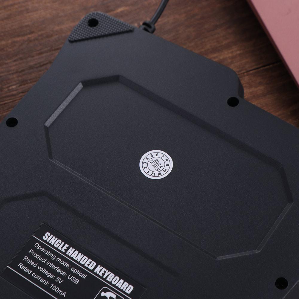 Luminous One Handedly Keyboard Ultra-slim Gaming Mechanical Keyboard Smartphone