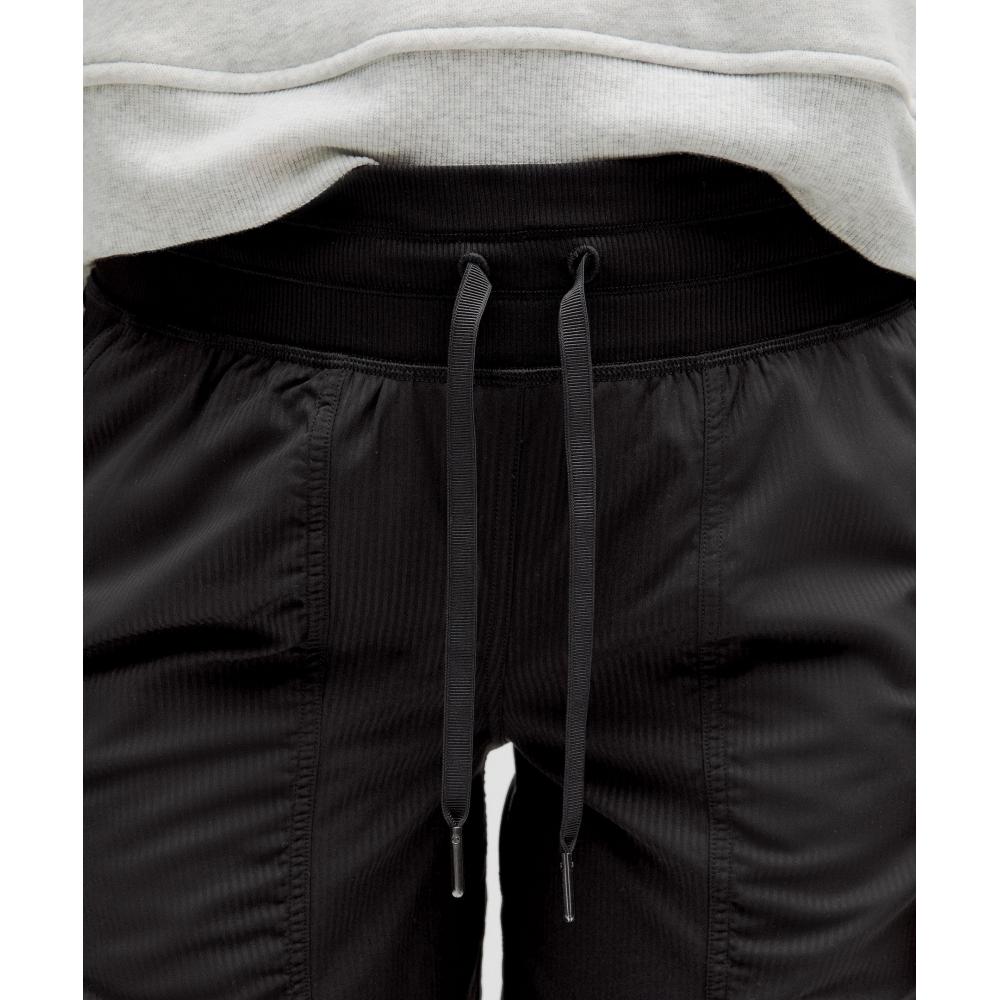 Lululemon Танцевальная студия Средняя посадка Jogger Tall Black