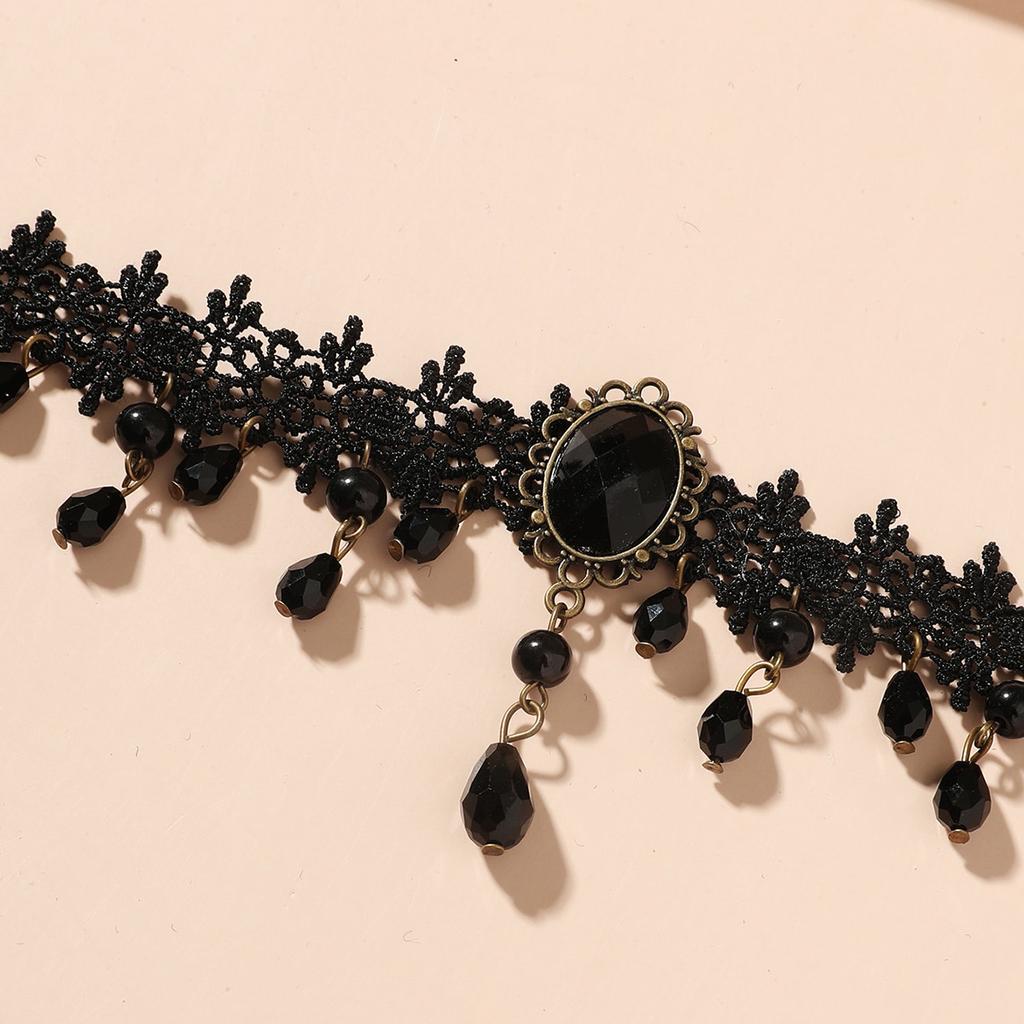 European and American jewelry fashion personality retro black lace gothic collarbone chain women's exaggerated lace necklace