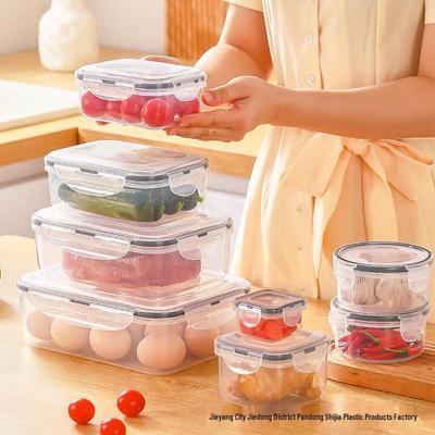 Прозрачный прямоугольный контейнер для хранения продуктов с крышкой