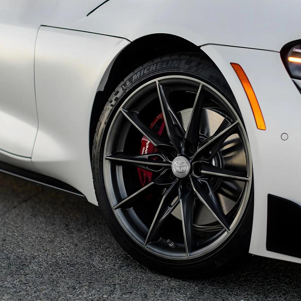 Toyota 2026 Новые колпаки на колеса 56/62 мм Декоративная накладка на центр колеса автомобиля Значок Колпаки на колеса автомобиля Toyota C-hr Rav4 Mira Автомобильная наклейка