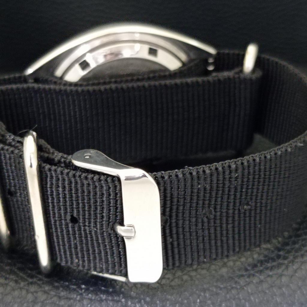 AUTOMATIC 7009A VINTAGE SEIKO 5 JAPAN MENS SILVER COLOR DIAL WATCH A701551-5 R206b-a701551