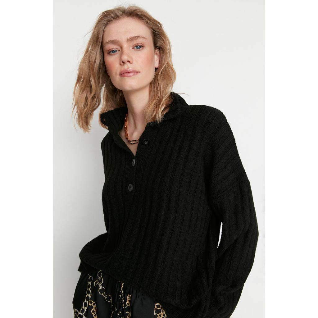 Бежевый вязаный свитер с широким узором и мягким текстурированным высоким воротником Twoaw21kz0783