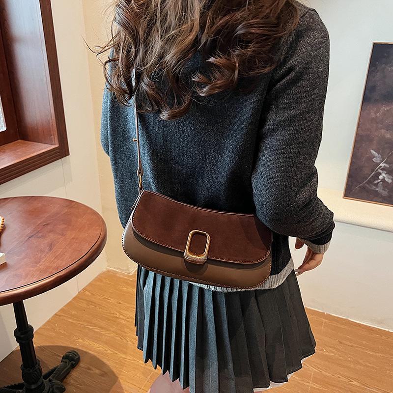 Versatile Women's Crossbody Underarm Bag - 2024 Autumn/Winter Trend, Fashionable One-Shoulder Small Square Design