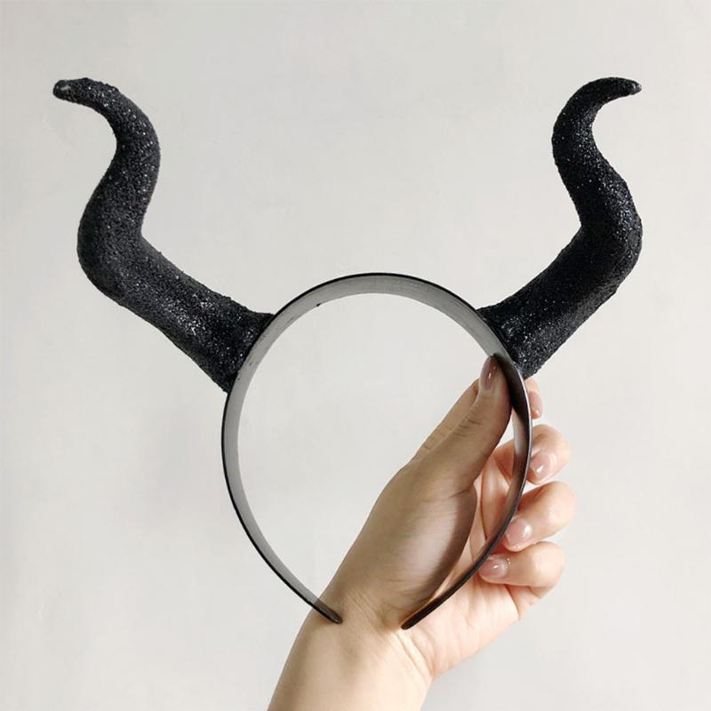 Оголовье ведьмы на Хэллоуин