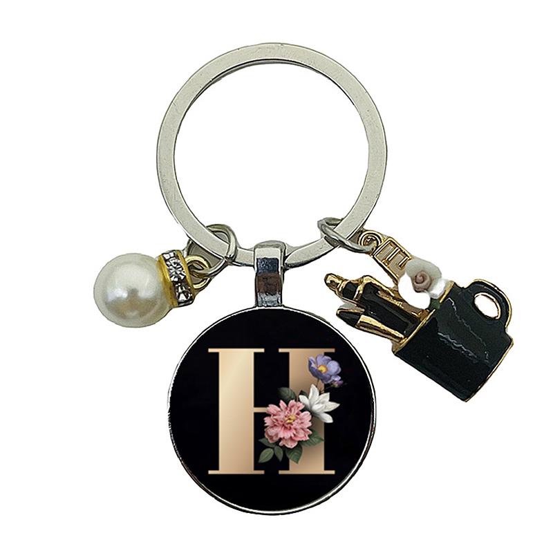 A-Z Letters Elegant Imitation Pearl Key Chain Charm Enamel 26 Letters Key Ring