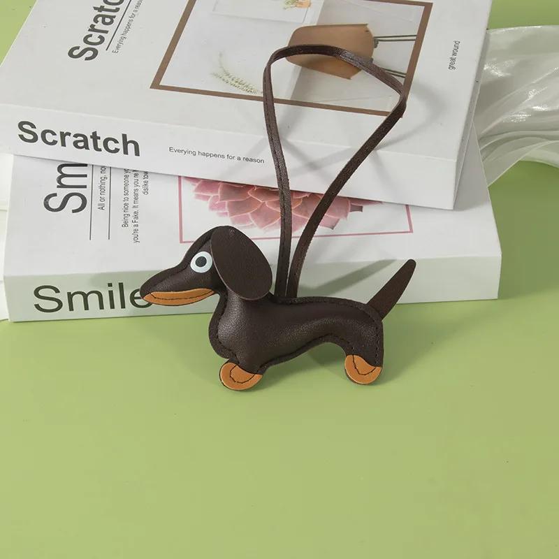 Classic Cute Puppy Dog Bag Pendant Key Chain Fashion PU Leather Dachshund Key Ring Accessories Women