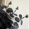 6 шт., имитация растения, черные ветви эвкалипта, стебли, реалистичные листья из шелковой ткани для декора на Хэллоуин